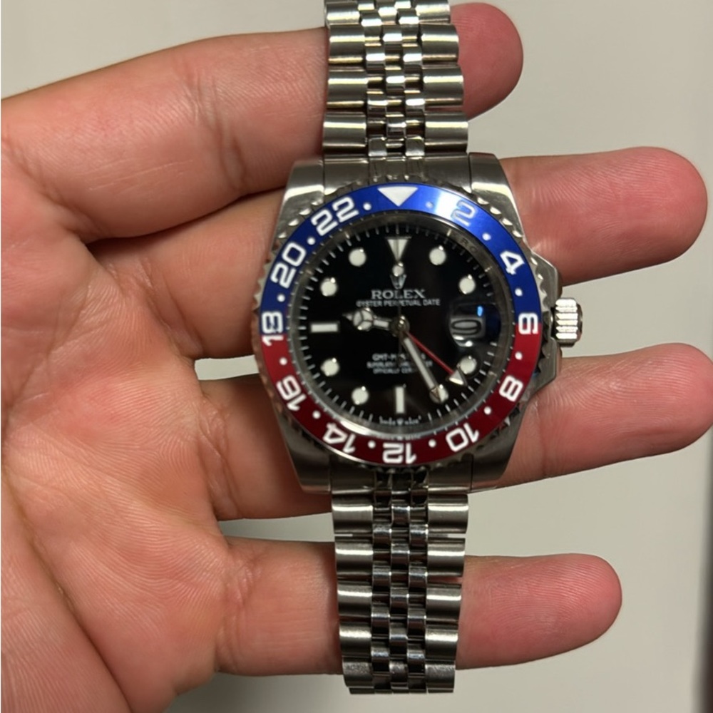 Rolex GMT-Master II - Picture 4 of 6